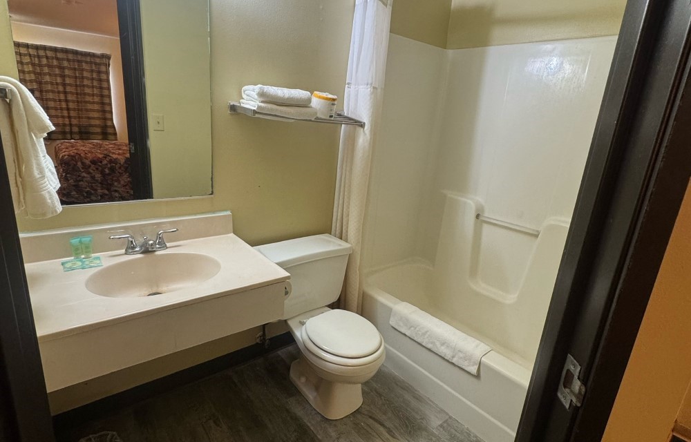 Smart Choice Inn Slider Pictures